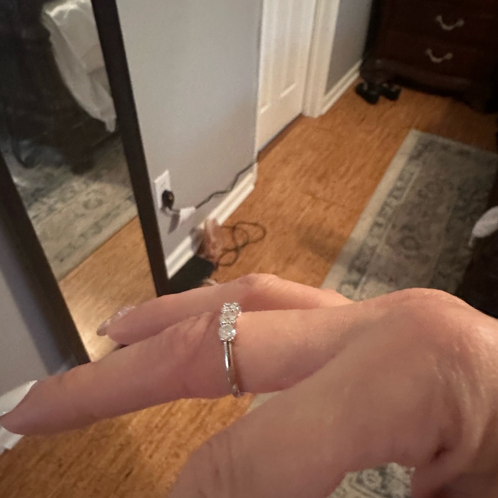 14K white gold band NEW - Picture 5 of 10